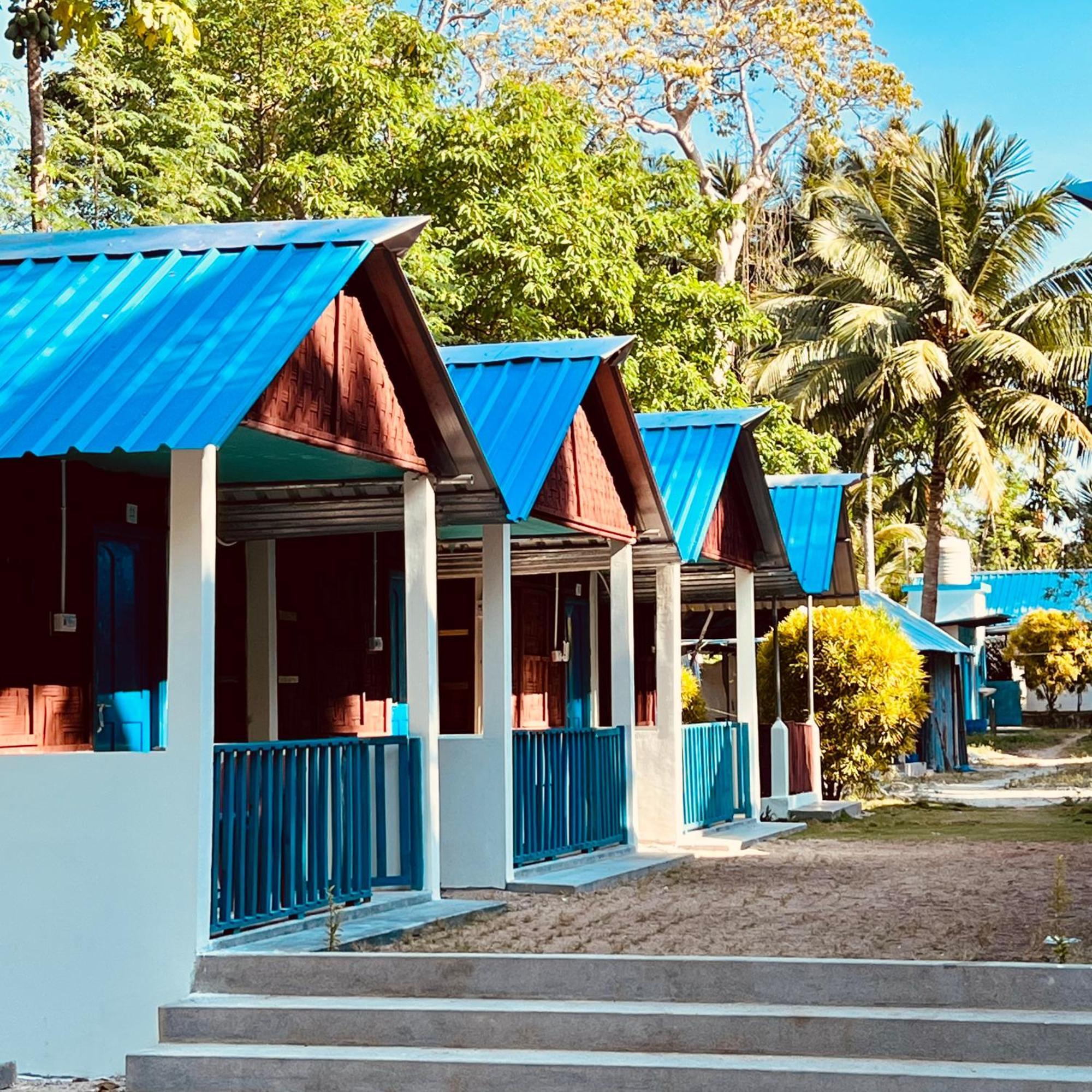 Blue Sea Restaurant & Bungalows Sitapur Zewnętrze zdjęcie