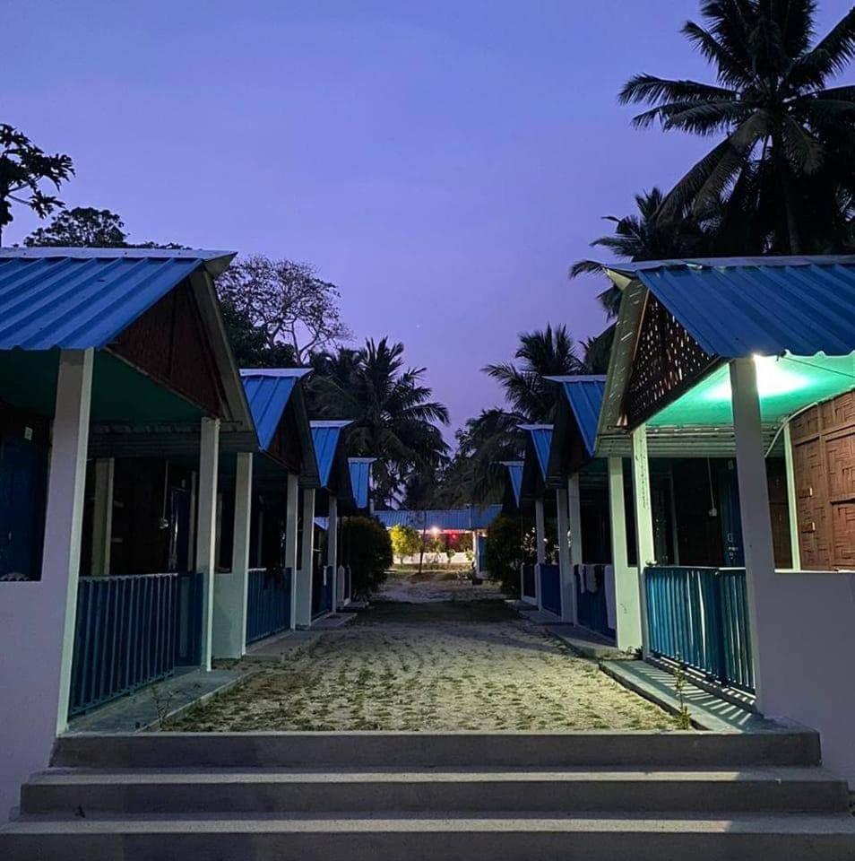 Blue Sea Restaurant & Bungalows Sitapur Zewnętrze zdjęcie